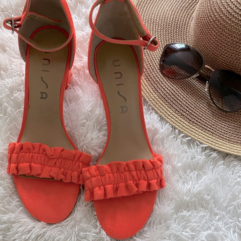 Unisa Bright Heeled Ruffle Sandal Size 8